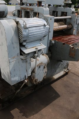 Torrington sizing slab mill, manual adjustment all rolls, push buttons - Image 6