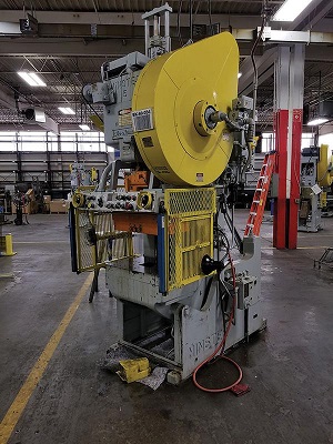 45 Ton, Minster #5 DieMatic, OBI flywheel press, 4" stroke, 15-3/4" Shut Height, 3" adjustable, air clutch - Image 2