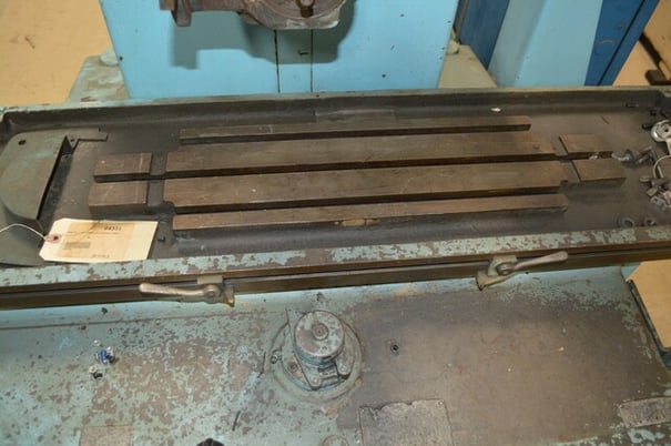 6" x 18" Norton, hydraulic surface grinder, 8" x 3/4" x 1-1/4" wheel, 1.5 HP - Image 2