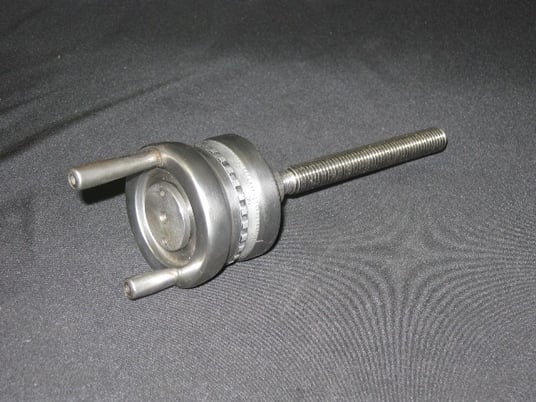 Clausing #55519-0, top slide screw w/ nut - Image 1