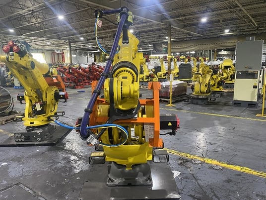 Fanuc, M-900iB/360, robot with R-30iB Plus controls, Leoni dress pack - Image 3