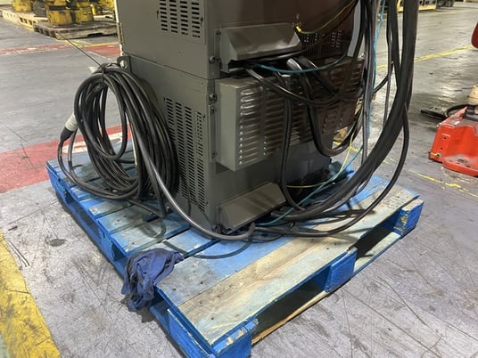 Fanuc, M-900iB/360, robot with R-30iB Plus controls, Leoni dress pack - Image 8