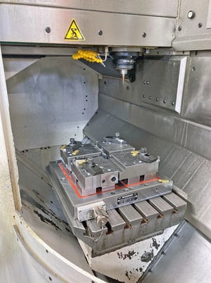 GF Mikron #HSM-500, vertical machining center, 36 automatic tool changer, 42000 RPM, Heidenhain iTNC 530 - Image 4
