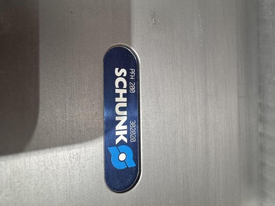 Pneumatic 2 finger gripper, Schunk PFH 200 (4 available) - Image 3