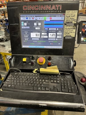 90 Ton, Cincinnati #90AF10 Plus Autoform, CNC hydraulic press brake, 12' overall, 126-1/2" between housing - Image 2