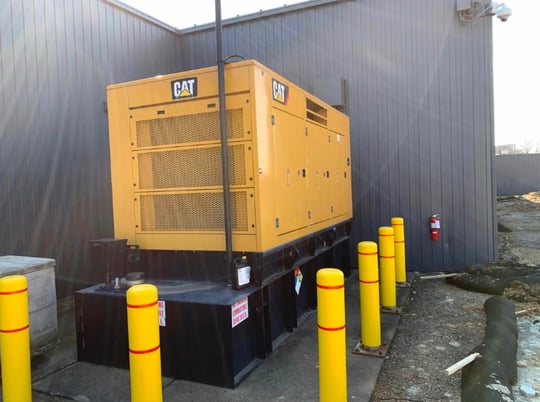 400 KW Caterpillar #C15, generator set, enclosed with tank, 277/480 Volts, 2014 - Image 2