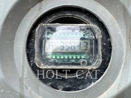 Caterpillar 330FL, Excavator, 3347 hours, S/N: MBX00195, 2016 - Image 5