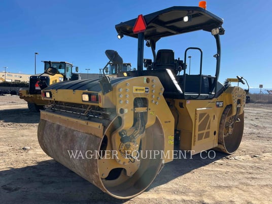 Caterpillar CB15, Compactor, 1839 hours, S/N: M9400162, 2019 - Image 3