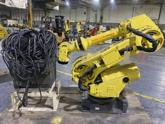 Fanuc, R-2000iA/210F, robot with R-30iB control, parts only - Image 2