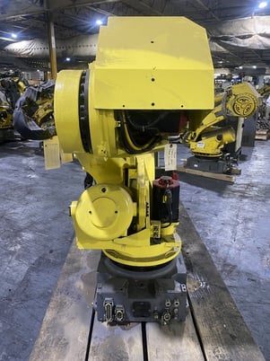 Fanuc, R-2000iA/210F, robot with R-30iB control, parts only - Image 3