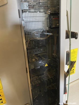 900 HP ABB, ACS880-37, Ultra Low-Harmonic Cabinet Drive, 480 VAC, floor standing, unused 2019 - Image 5