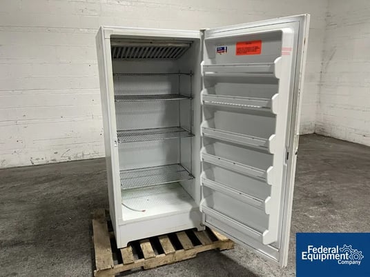 Lab-Line Frigid-Cab #3566-10, flammable material storage refrigerator, R-134A, 140-320 psi, 120 V. - Image 6
