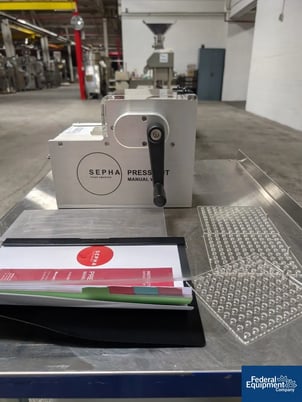 Sepha #PRESSOUT, manual deblistering machine, (3) sized plates, 2017 - Image 3