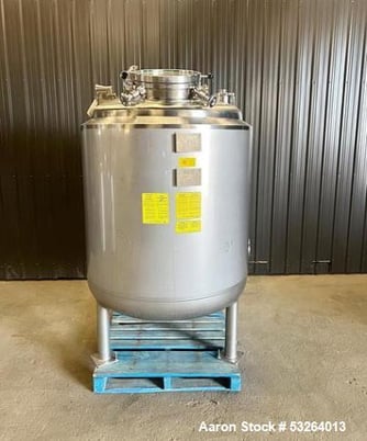 264 gallon Jacketed reactor tank w/ vacuum, Stainless Steel, vertical, 42 psi @ 300&deg;F, 100 psi @300&deg;F jacket - Image 1