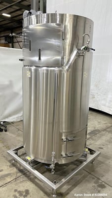 264 gallon Thermo Scientific #Hyclone, Stainless Steel bioreactor w/ dimple jacket, 38" diameter x 50" - Image 2