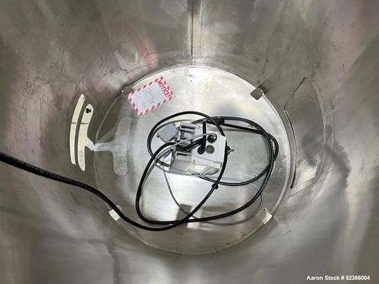 264 gallon Thermo Scientific #Hyclone, Stainless Steel bioreactor w/ dimple jacket, 38" diameter x 50" - Image 5