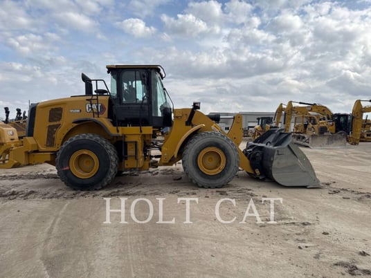 Cat 950M QC, Wheel Loader, 2772 hours, S/N: J1S04642, 2023 - Image 2