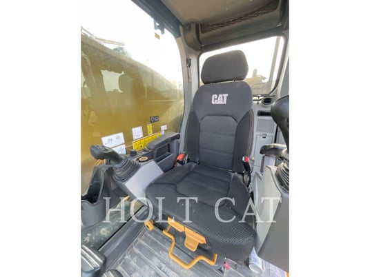 Caterpillar 395, Crawler Excavator, 956 hours, S/N: WGA10046, 2023 - Image 7