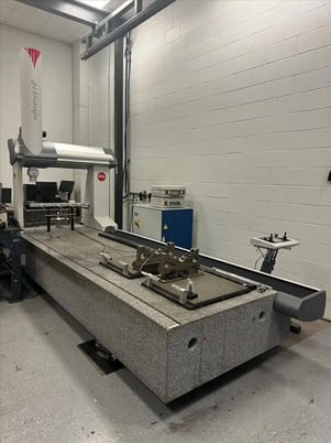 Leitz #Reference-HP-30.9.7, coordinate measuring machine, 120" x 53" table, 118.1"x, 35.4"y, 27.5'z, 41" btwn - Image 1