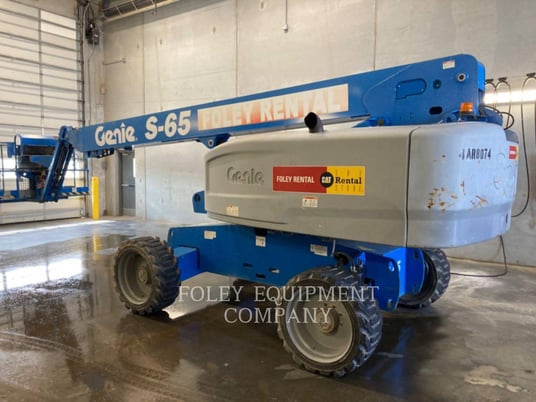 Genie Industries S65G4W, Articulated Boom Lift, 2896 hours, S/N: S6015A-29339, 2015 - Image 4
