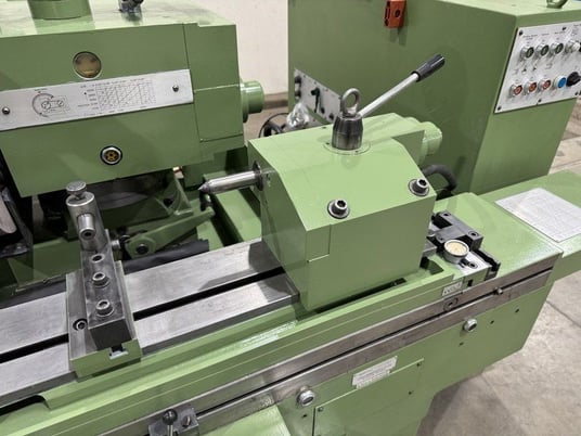 10" x 40" Kellenberger #1000U-125, 3-Wheel Design, ID Spindle, Coolant System, 1989 - Image 6