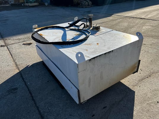 250 gallon Diesel tank UL rated, 76" length, 48" width, 40" height - Image 3
