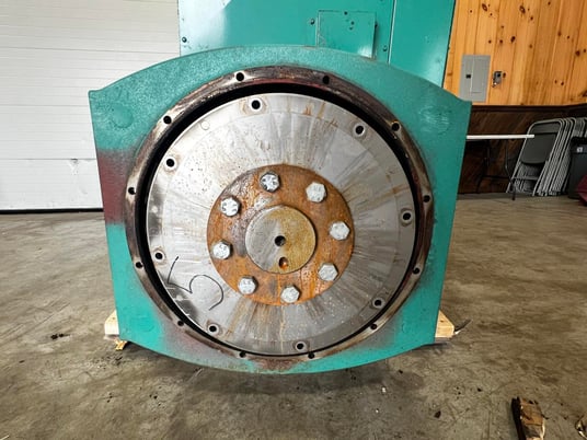 350 KW, Onan / Cummins 350DFCC, generator end, 12 wire, 1 or 3 phase, 480 Volts, 750 hours, 1992 - Image 8