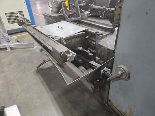 20" x 72" H.E.S., engine lathe with metric threading,loaded with tooling, 18-900 RPM, 15 HP - Image 4