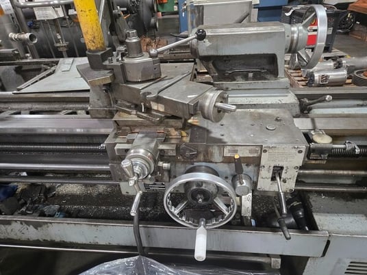 20" x 72" H.E.S., engine lathe with metric threading,loaded with tooling, 18-900 RPM, 15 HP - Image 10