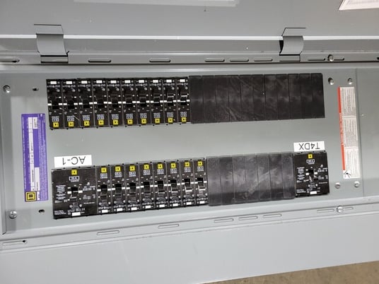 225 Amp. Square D, NF, Panelboard, 480Y/220V. 3PH 4W Superlogic TVS4IMA24P EJB34125 - Image 6