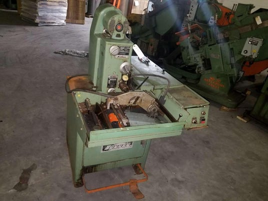 Sunnen #MBB-1690, Power Hone, 0.06"-6.5" ID Range, 0"-16" length, (12) 20-1600 RPM Spindle, 80-310 SPM - Image 1