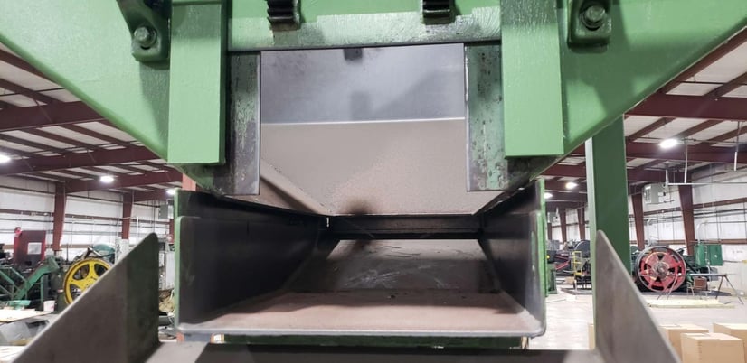 Warren, Loader, 135" overall height, 46" x 36" x 24" deep Hopper, 17" width x 2.5" H Chute, 75" exit height - Image 6