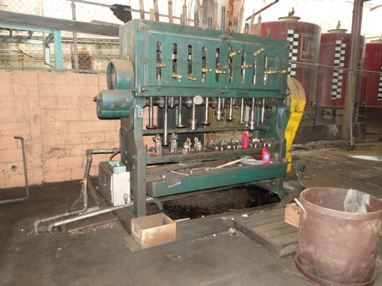 2.25" National, Nut Tapper, 10-Spindle - Image 2