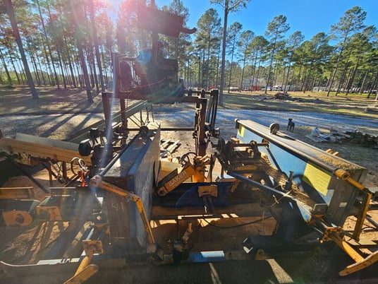 Baker #B2 Head Resaw, Diesel, Electric Start - Image 6