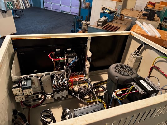 48" width x 48" H x 24" L Blue M #DCW-326, double door cabinet oven, Stainless Steel interior, 600&deg;F, tested - Image 7