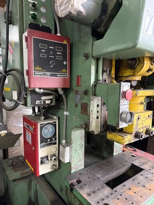 45 Ton, Bliss #C-45, OBI press, 3" stroke, 11.25" Shut Height, 5 HP,air clutch and brake - Image 3
