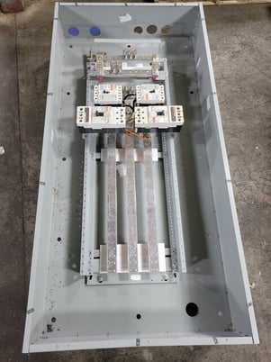 600 Amp. Eaton, PRL4 Pow-R-Line, Panelboard, 480Y/277V. 3PH 4W JD3250F FD3125BP10 - Image 3