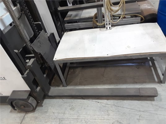 2500 lb. Egemin #EGV, automated forklifts, 66" lift height, 48" fork length, 2017 - Image 9