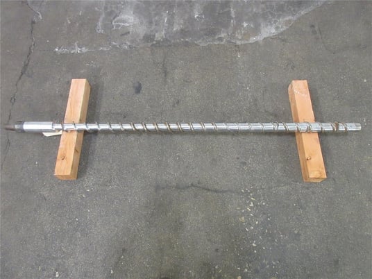 2.5" Davis Standard, shank style extruder screw, 24:1 L/D, mixing pins - Image 1