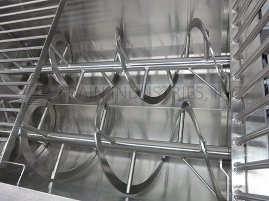 140 cu.ft. Mepaco #170, 316 Stainless Steel dual trough ribbon blender, 100" L x 31" W x 42" D, (3) 30 HP - Image 2