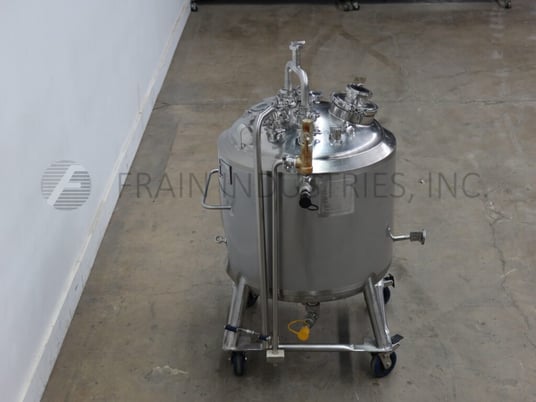 79 gallon DCI Tank, 316 Stainless Steel, insulated & jacketed tank, 30" dia. x 25" straight wall - Image 4