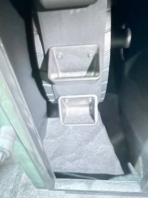 Mesh Belt Shot Blasters 27.5" Wire Mesh Belt Shot Blaster - Image 9