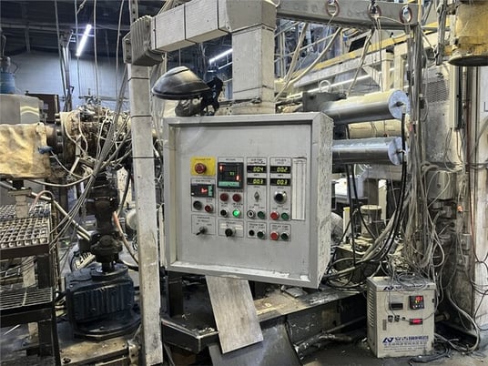 6" Welex, 27" sheet line, 30:1 L/D, air-cooled, 6 barrel zones, 500 HP Baldor AC motor, 2000 - Image 3