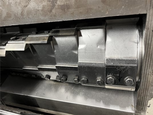 11" x 20" MPG #M1120, granulator, 15 HP, starter Control, 21 blade staggerd knife rotor, bolt on blades - Image 7