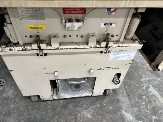 12" x 20" Nelmor #RG1220PI, granulator, sound enclosure, 10 HP - Image 6