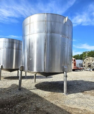 1500 gallon Stainless Steel Mix Tank, 6' 6" diameter x 6' T/T - Image 5
