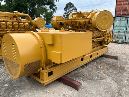 1101 KW Caterpillar #3512C, Land electric gensets, 600 Volts, Kato 6P6-3300 genends, rebuilt (2 available) - Image 3