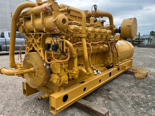 1101 KW Caterpillar #3512C, Land electric gensets, 600 Volts, Kato 6P6-3300 genends, rebuilt (2 available) - Image 6