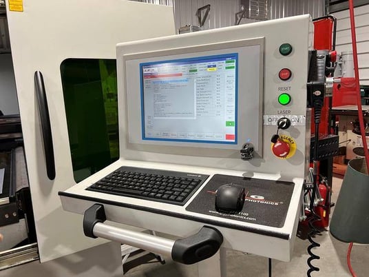 IPG Lasercube Fiber Laser Cutting System, 2000 watt, 4' x 4' sheet, Touch Panel PC Control, chiller, dust - Image 1