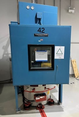 8 KIP LDS Bruel & Kjaer #V875-440T, 40kVa Amp, w/Thermotron Temp & Humidity Chamber, 2000 - Image 2